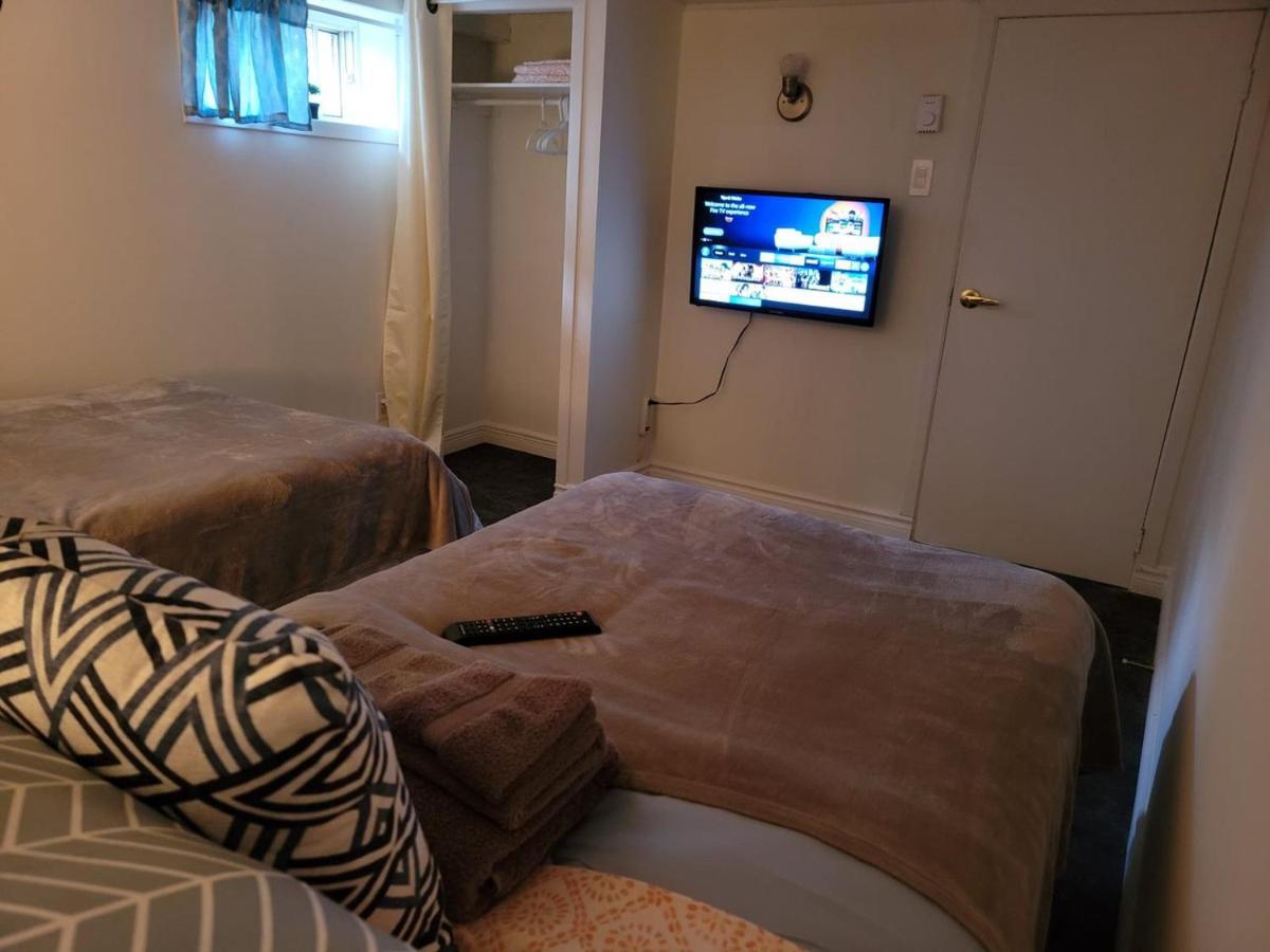 Апартаменти Lower Level Apt 6Ft High Close To Hwy Netflix Wifi Едмундстон Екстер'єр фото