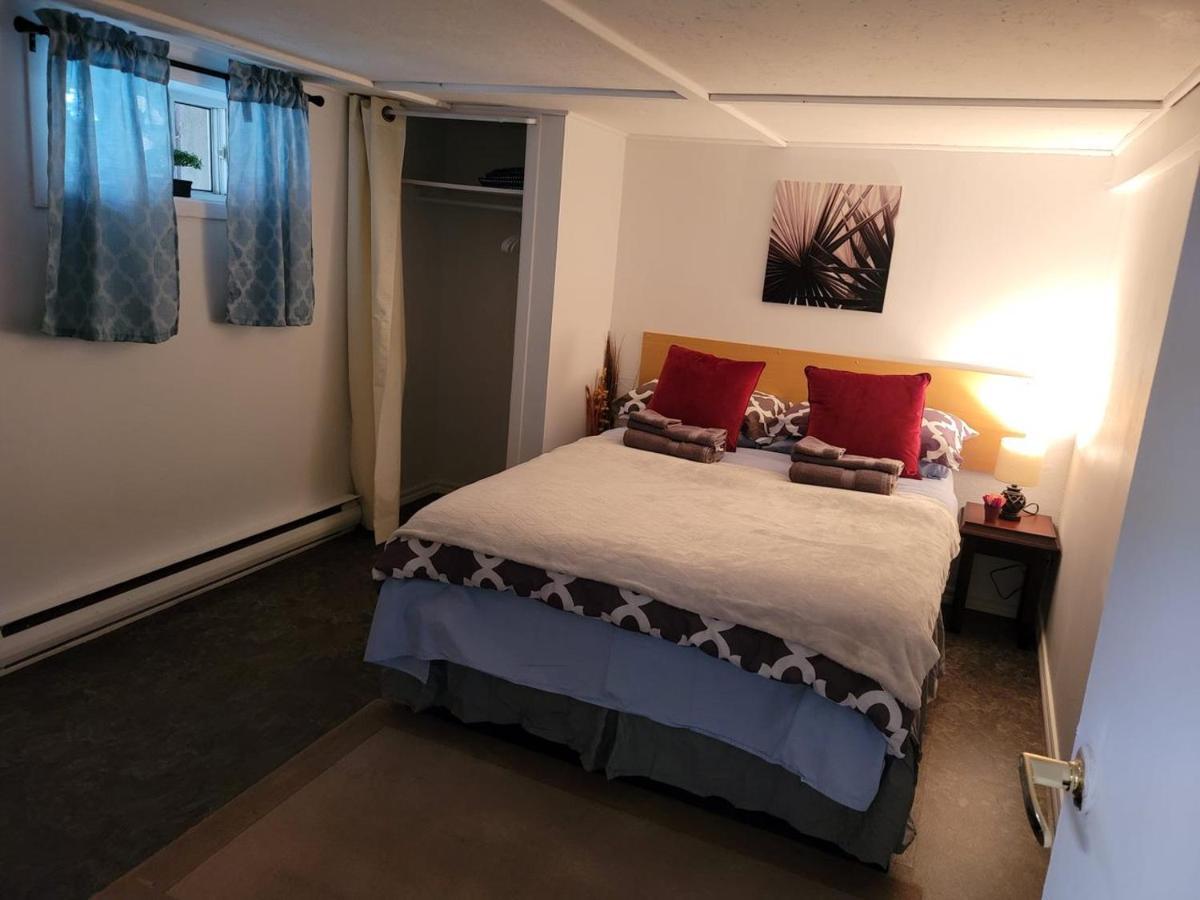 Апартаменти Lower Level Apt 6Ft High Close To Hwy Netflix Wifi Едмундстон Екстер'єр фото